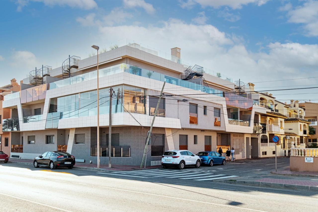 Modern Beach & Spa Τορεβιέχα Εξωτερικό φωτογραφία