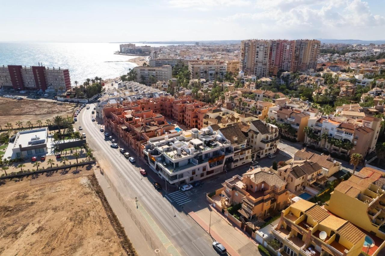 Modern Beach & Spa Τορεβιέχα Εξωτερικό φωτογραφία